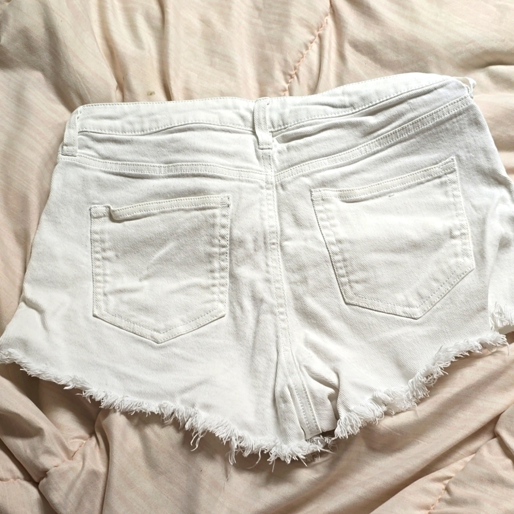 Shorts - Picture 2 of 2